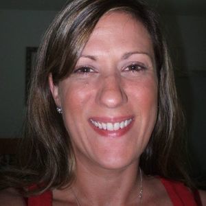 Meet your Posher, Leslie